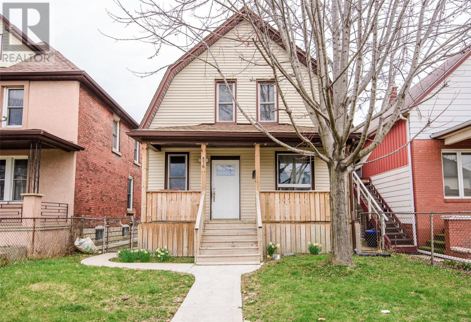 876 Parent Ave. Windsor Home for Sale